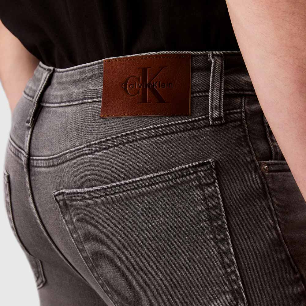 Tumbled Rock Jean - Denim Grey