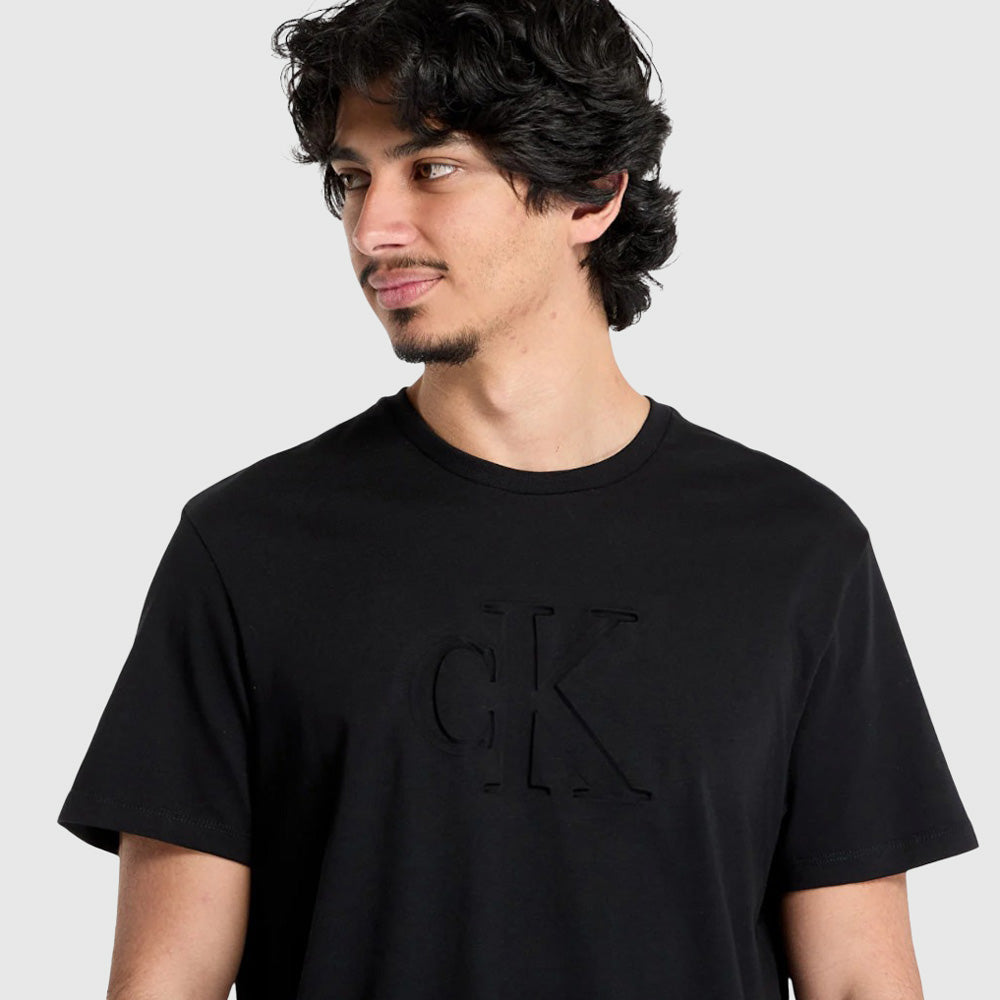 Deboss Graphic T-Shirt - Black