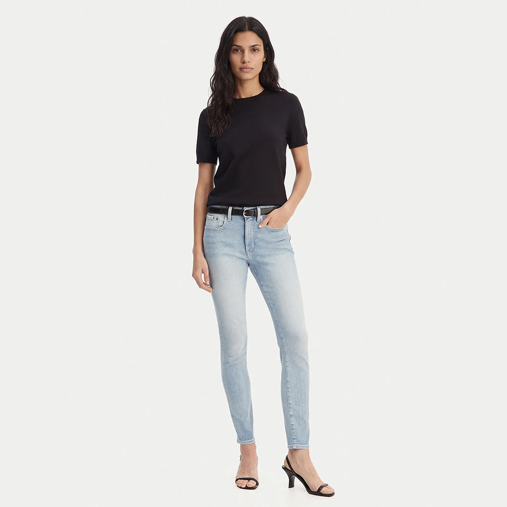 Mid Rise Skinny Jean - Denim Light