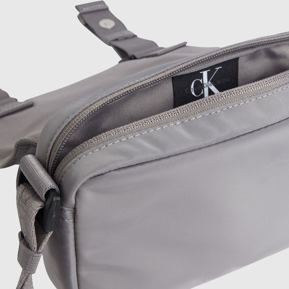 Over Webbing Camera Bag - Grey