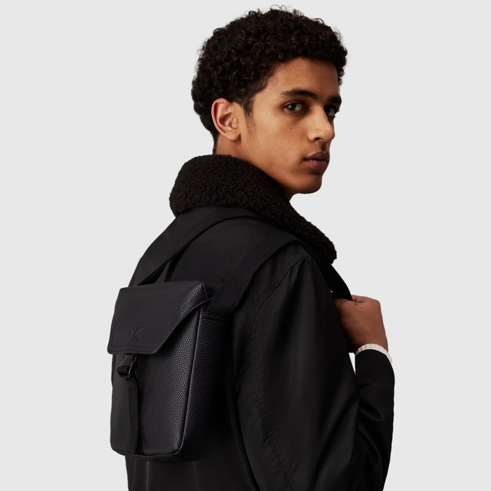 Over Webbing Reporter18 Bag - Black