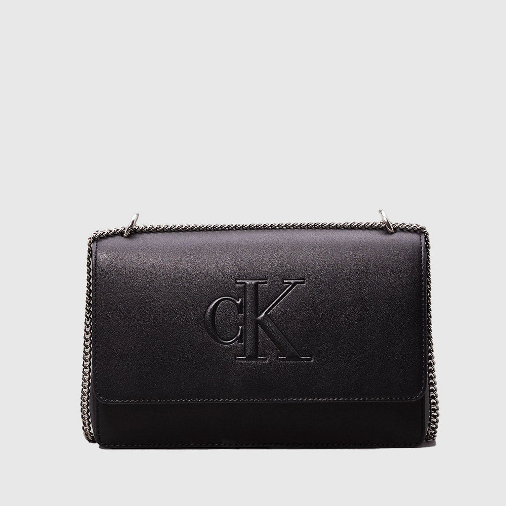 Sculpted Flap Deboss Bag - Black