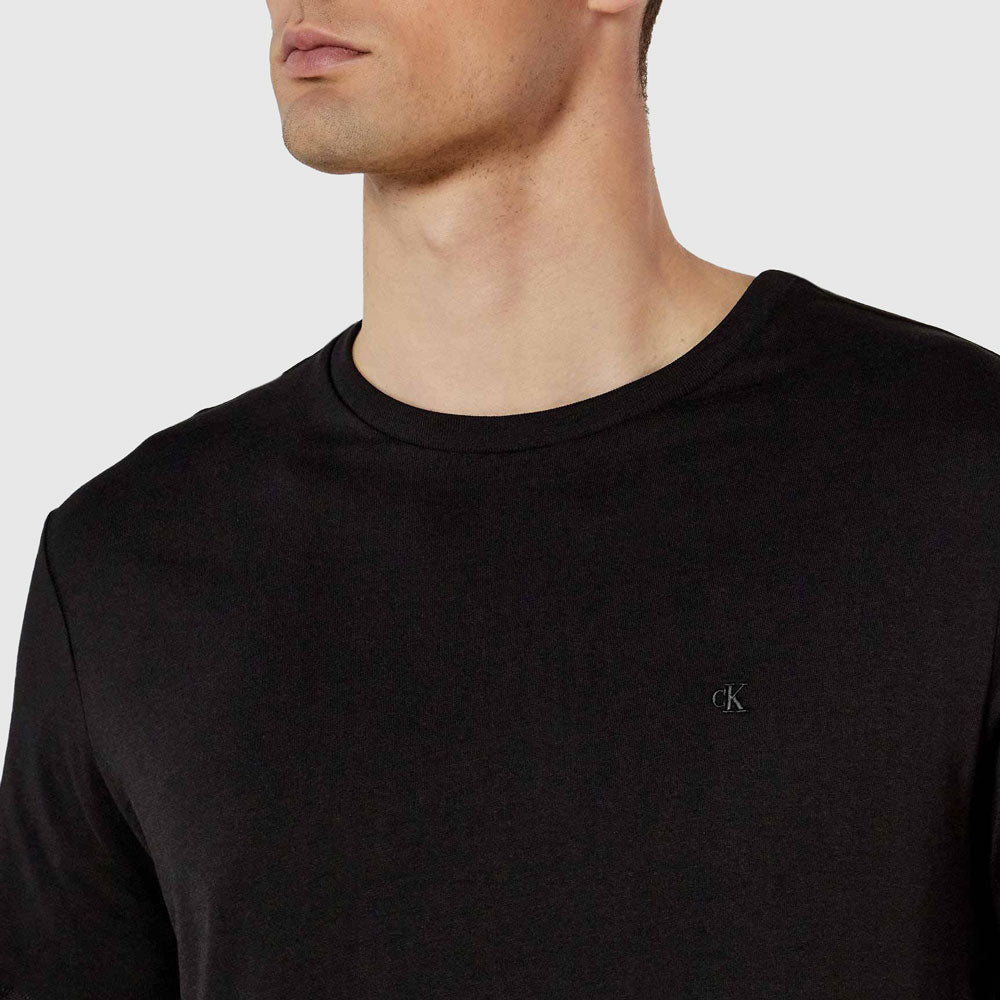 Smooth Solid T-Shirt - Black