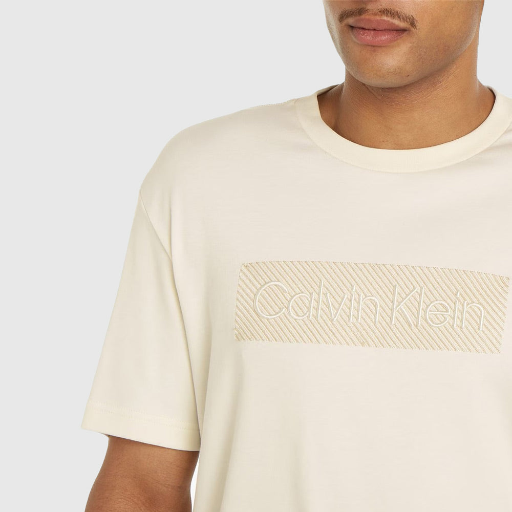 Textured Embroidery T-Shirt - Offwhite