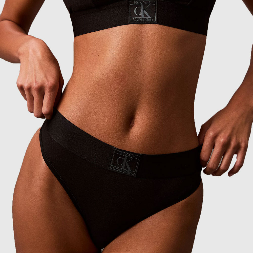 Calvin Klein Thong - Black |ThirdBaseUrban