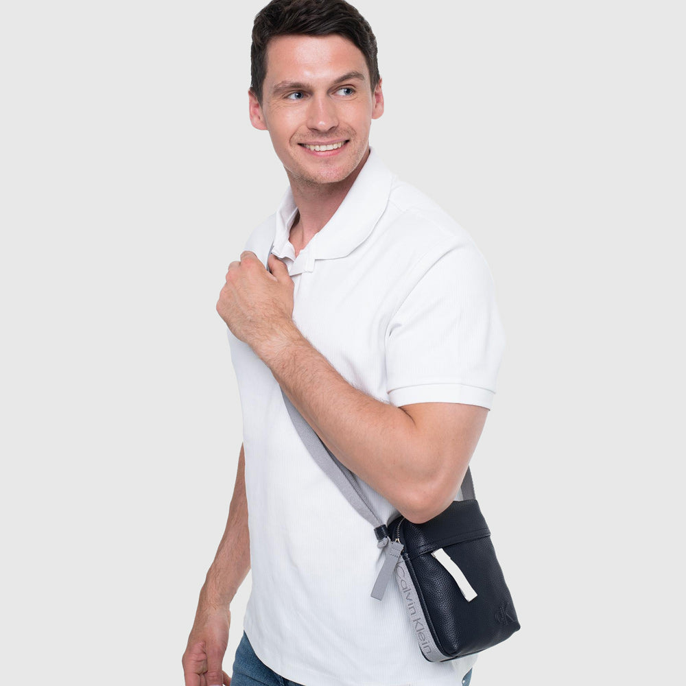 Cargo Backpack - Navy Multi