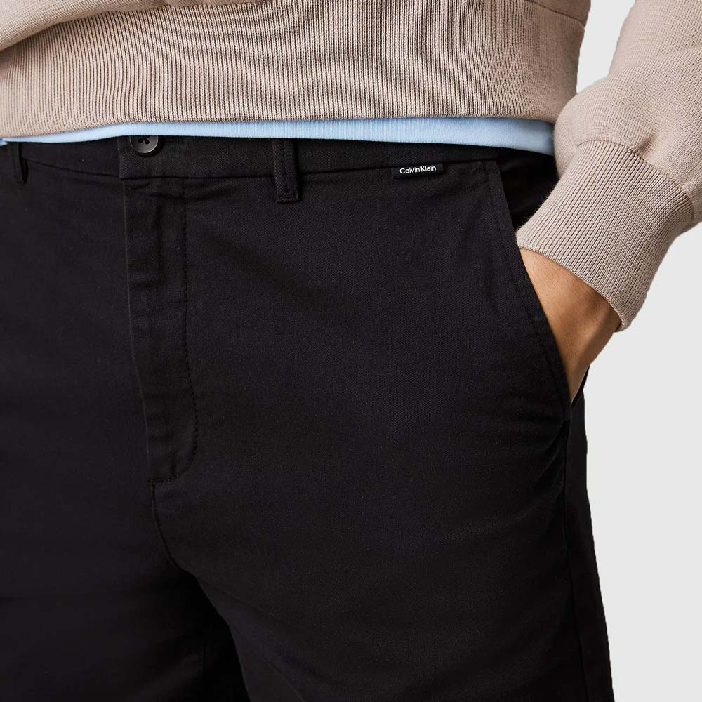 Modern Short - Black