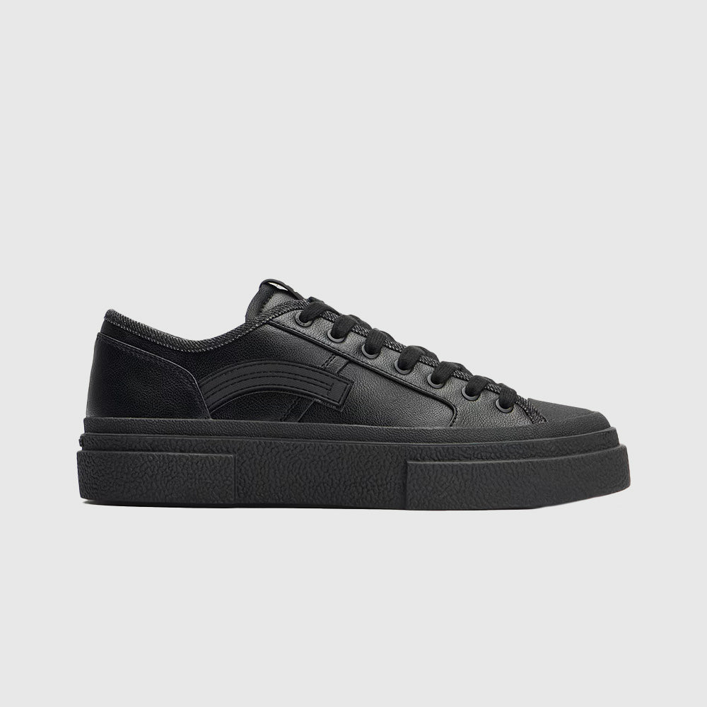 Vodan Low Lea Sneaker - Black