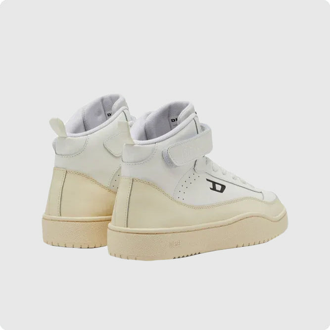 S-Tracker-D Mid Sneaker - White