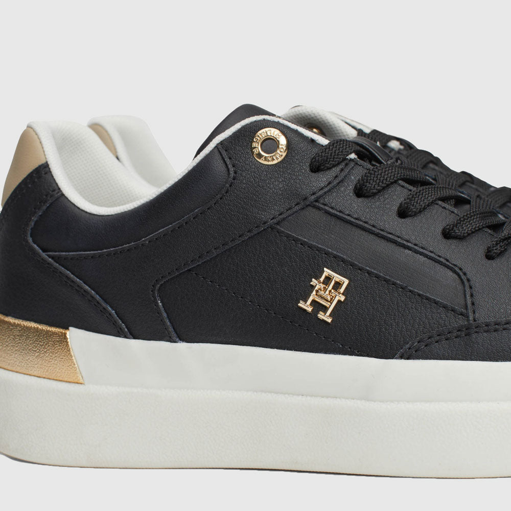 Feminine Court Sneaker - black