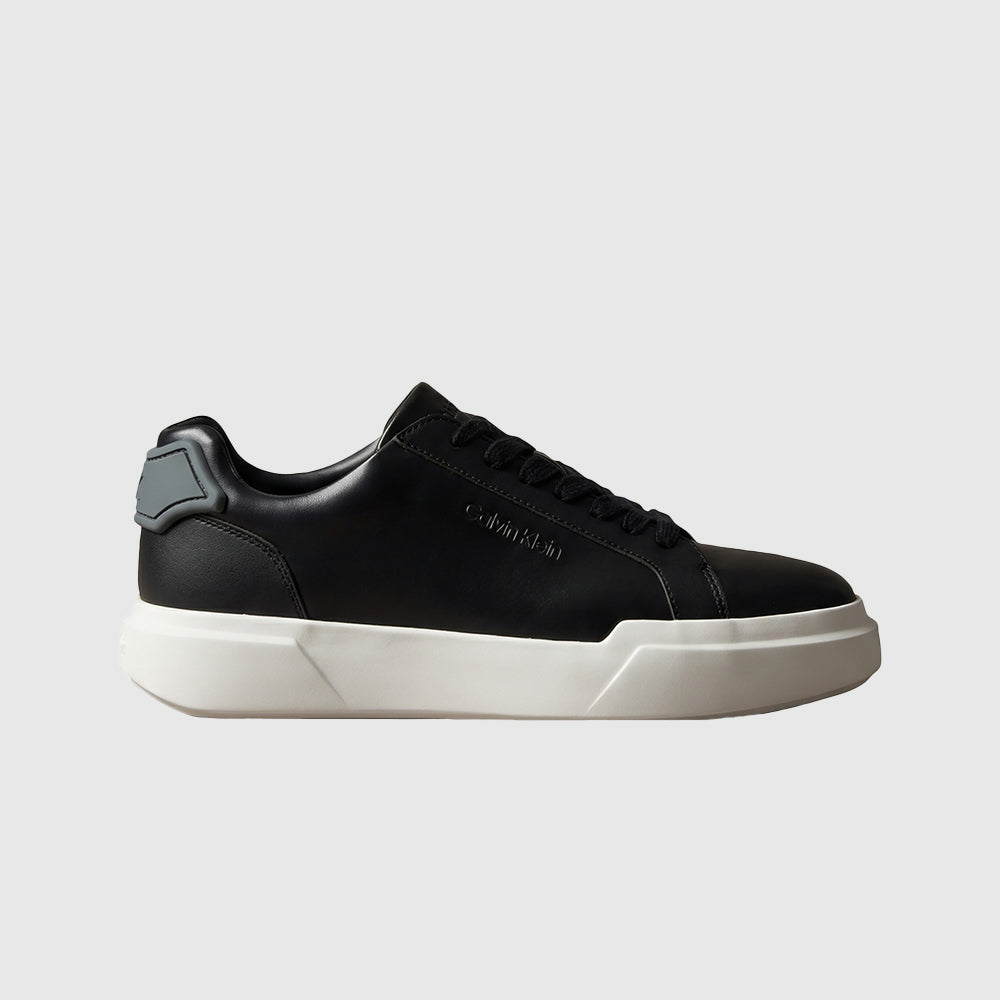 Chunky Cupsole Laceup Leather Sneaker - Black