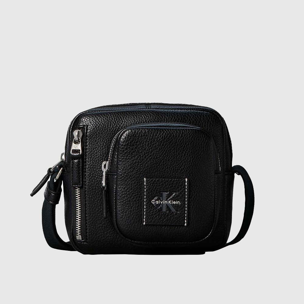 Bold Pebble Crossbody Bag - Black