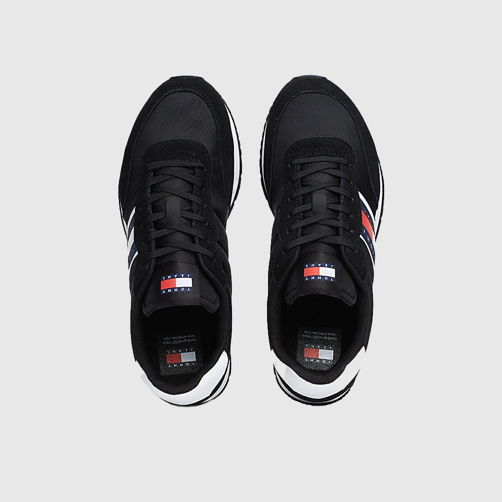 Runner Casual Essential Sneaker*