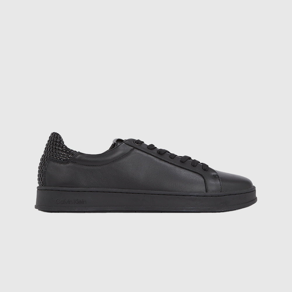 Low Top Lace Up Sneaker - Black*