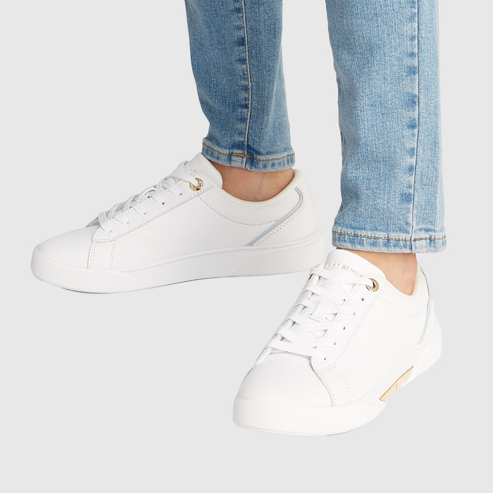Chic Court Sneaker - White