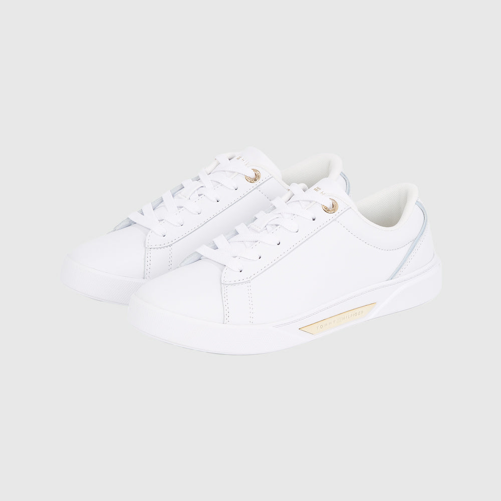 Chic Court Sneaker - White