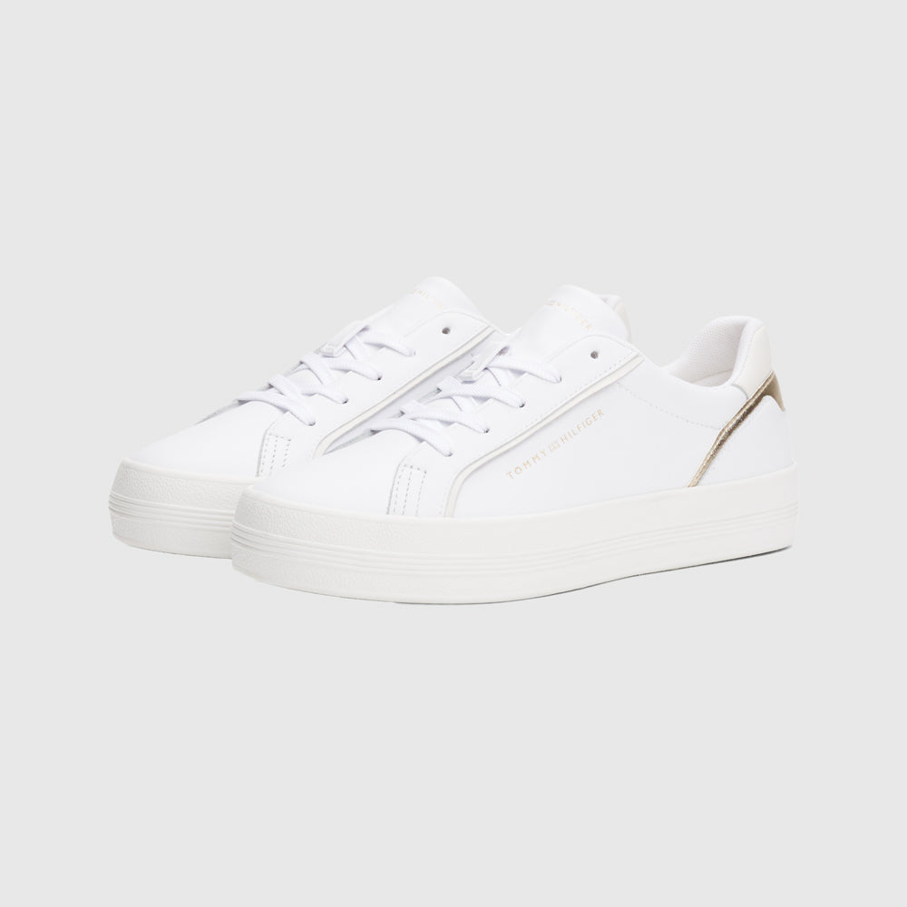 Essential Vulc Sneaker - White