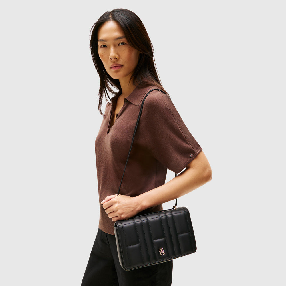 Feminine Crossover Bag - Black