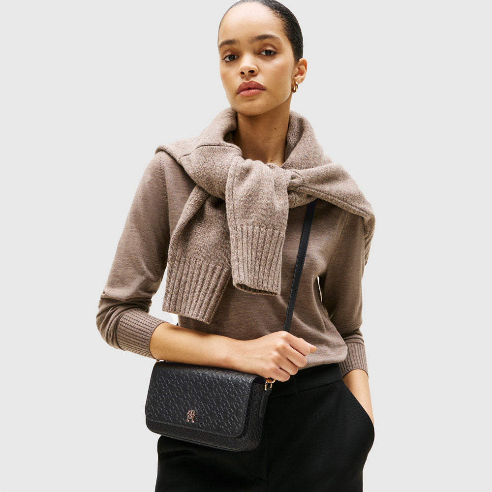 Icon Crossover Bag - Black