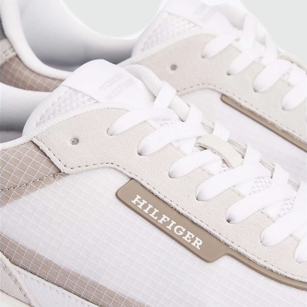 Retro Seasonal Runner  - White