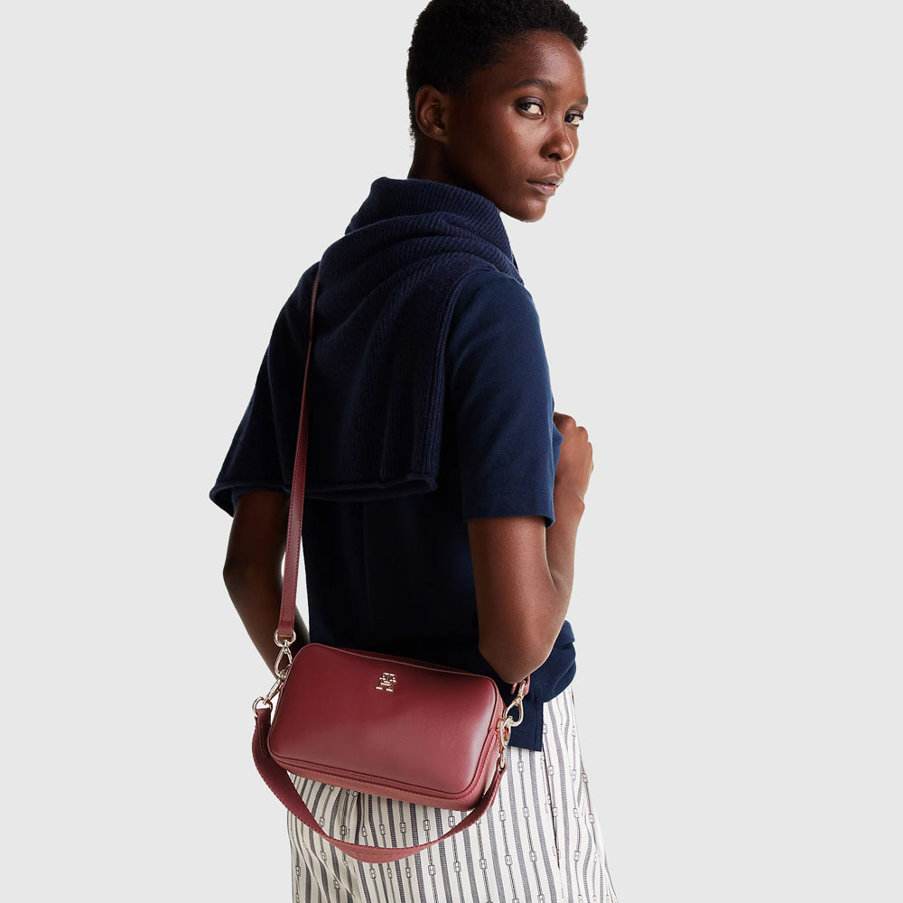 Distinct Camera Bag - Rouge