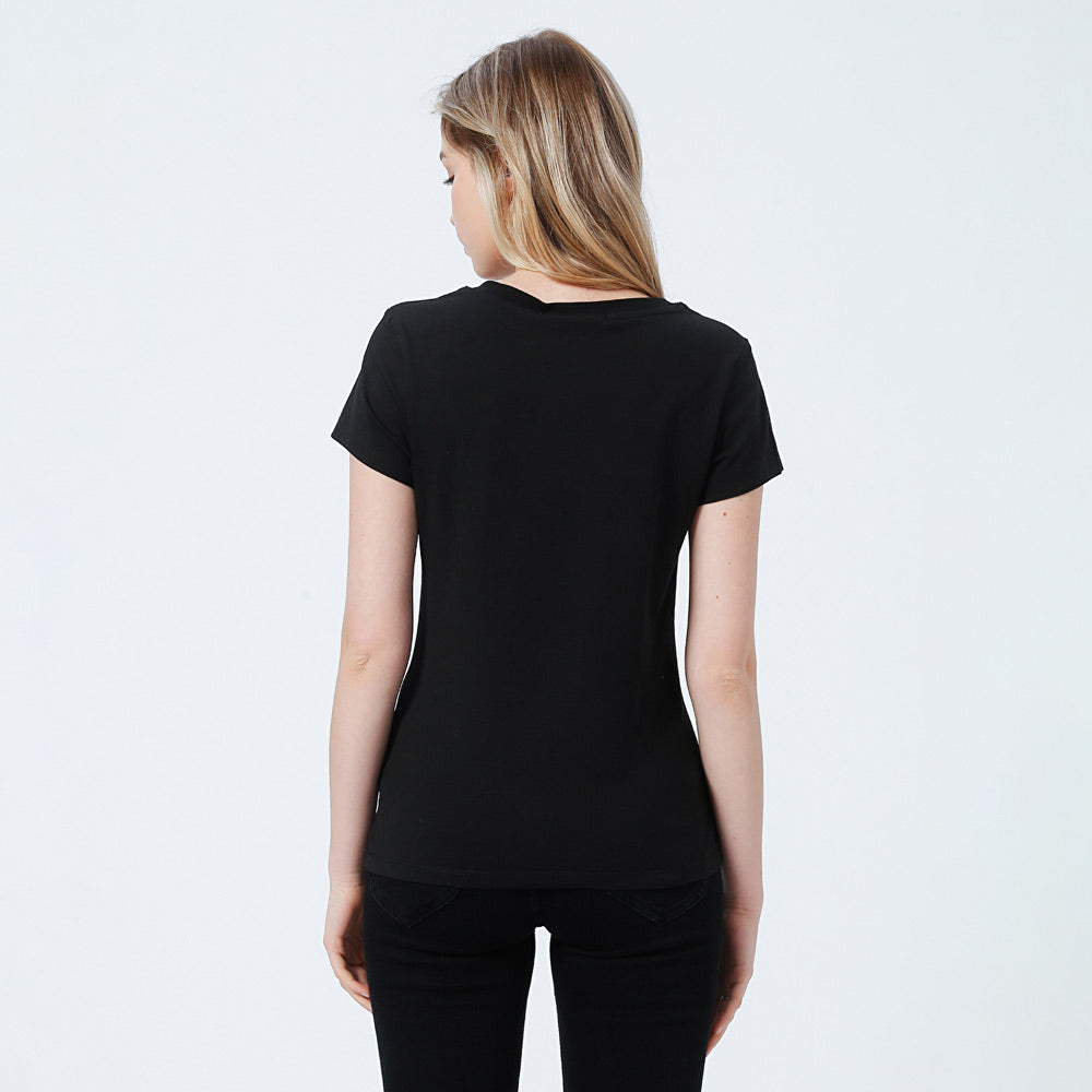 Embroidery Stretch V-Neck T-Shirt - Black