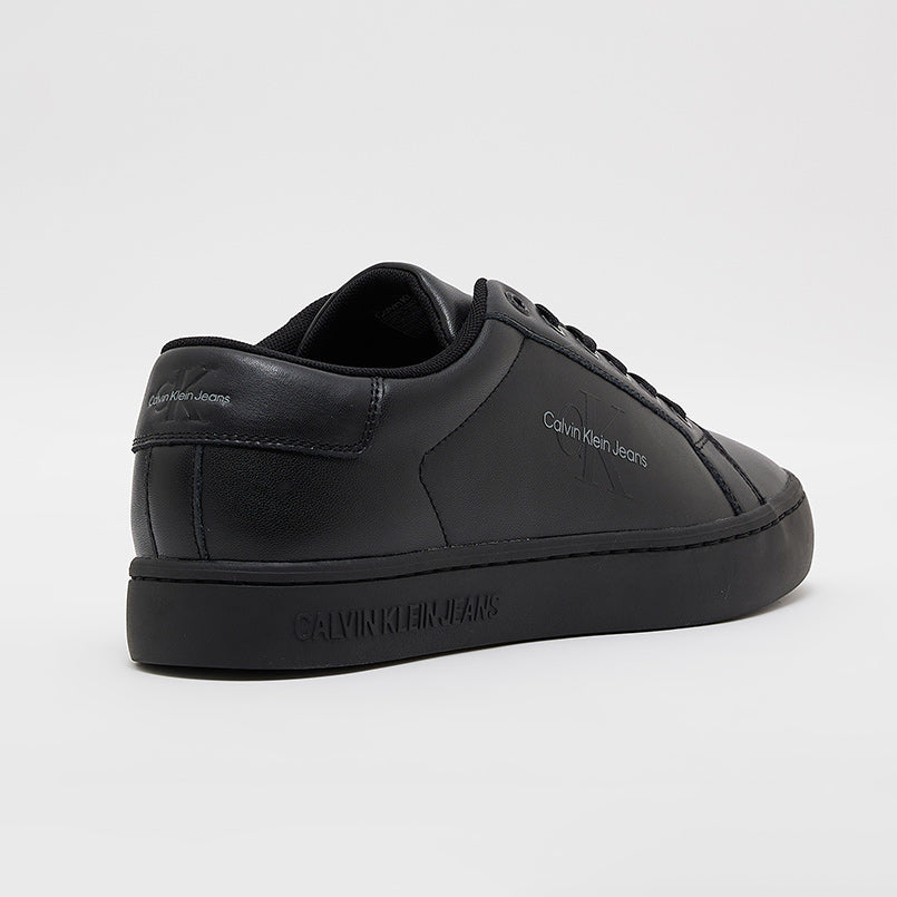 Classic low laceup Sneaker - Black