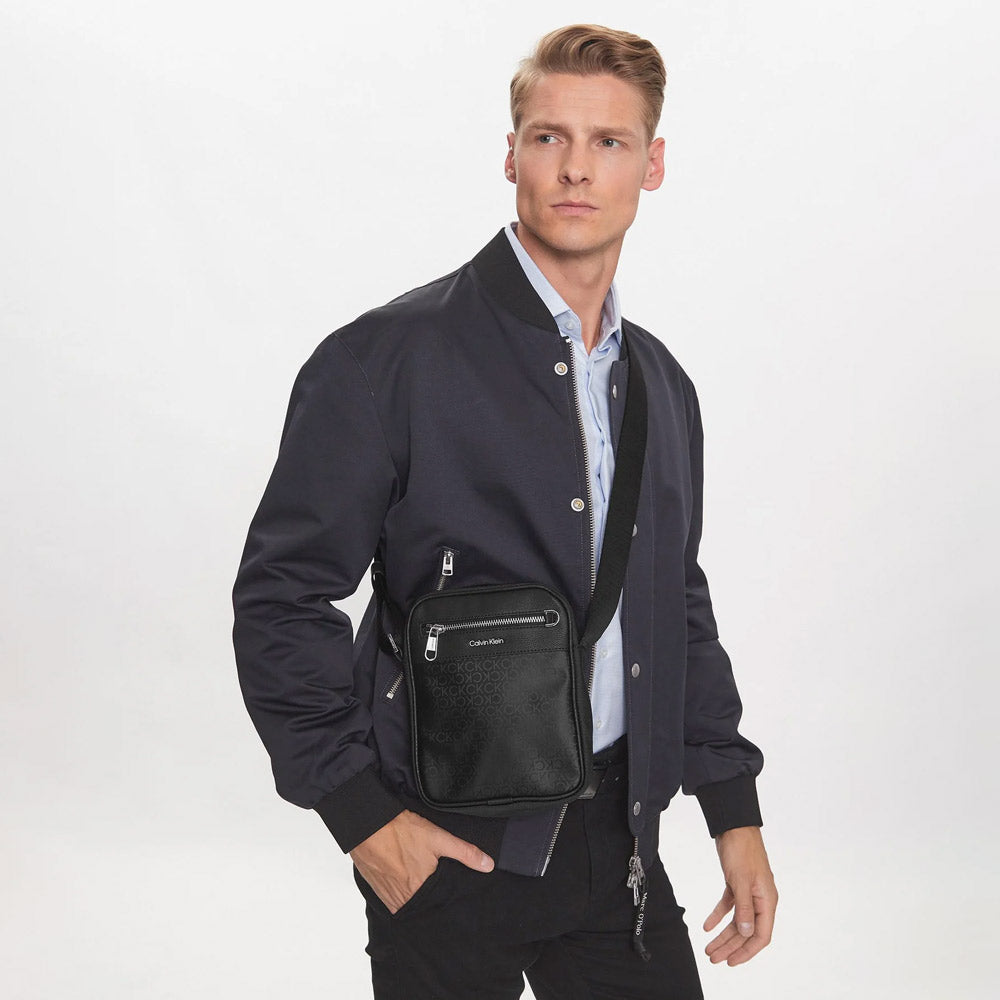 Elevated Reporter Bag - Black
