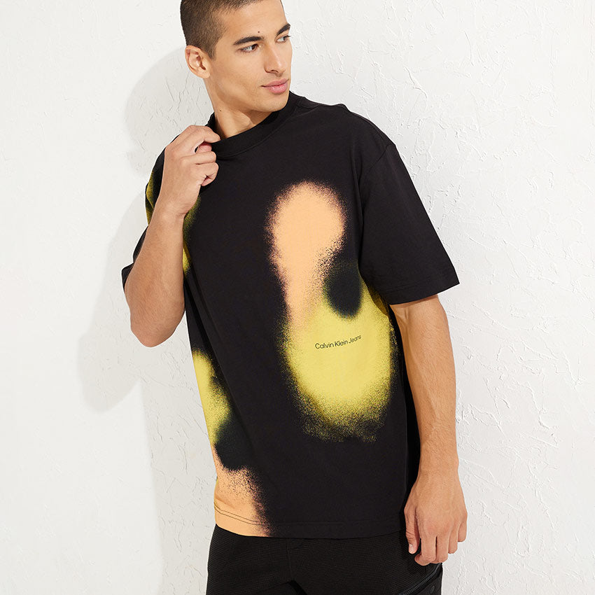 Graphic Spray Print T-Shirt - Black