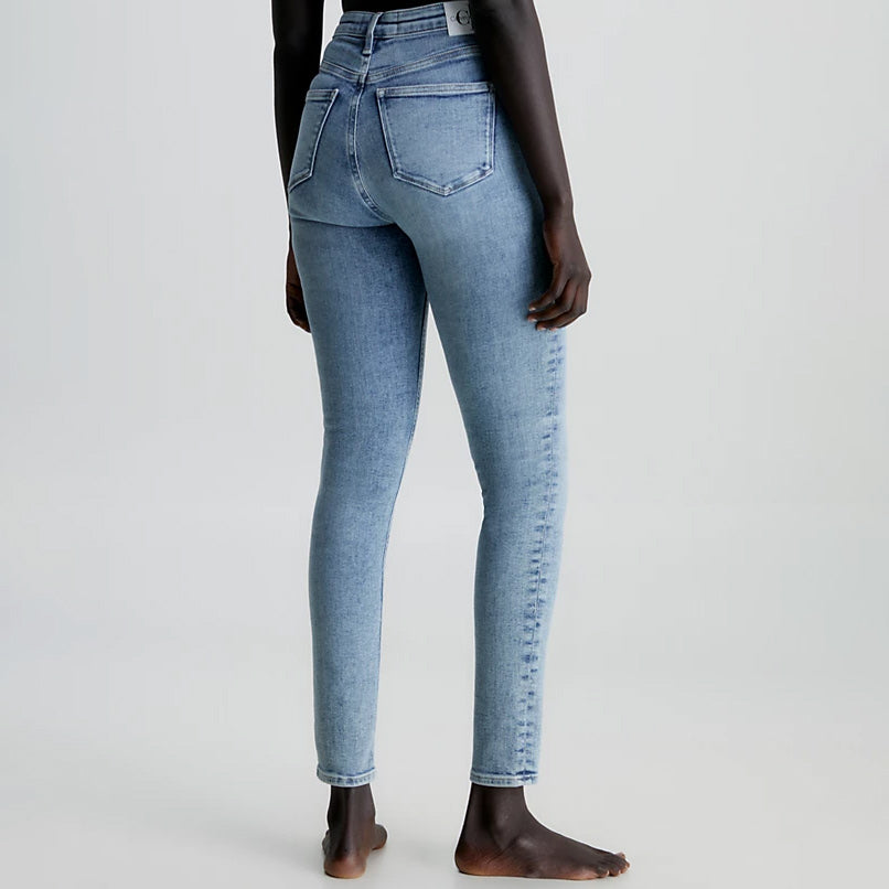 High Rise Skinny - Denim Medium