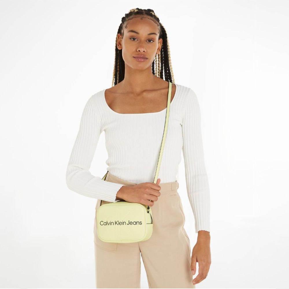 Sculpted Crossbody Bag - Light Yellow