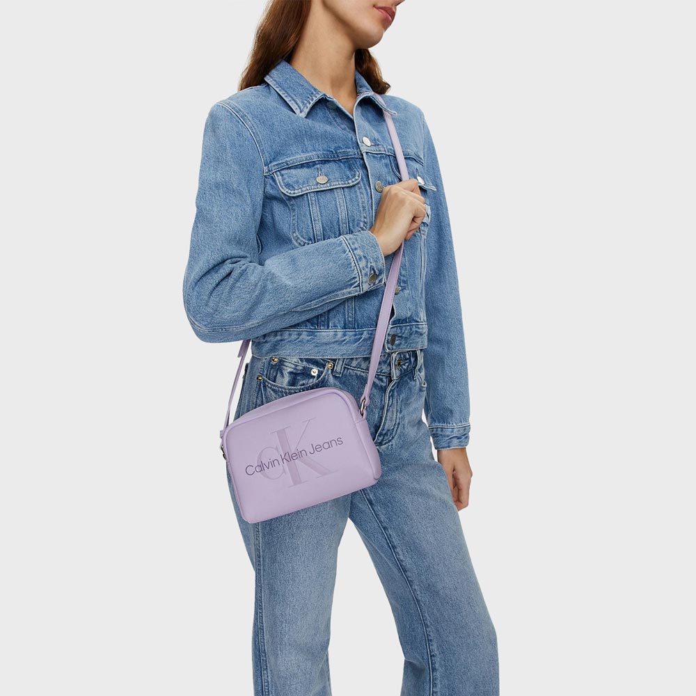 Sculpted Camera Bag - Lilac