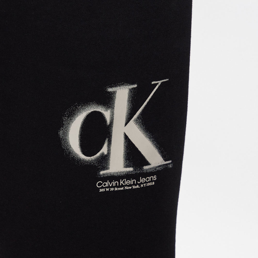 CK Spray Short - Black