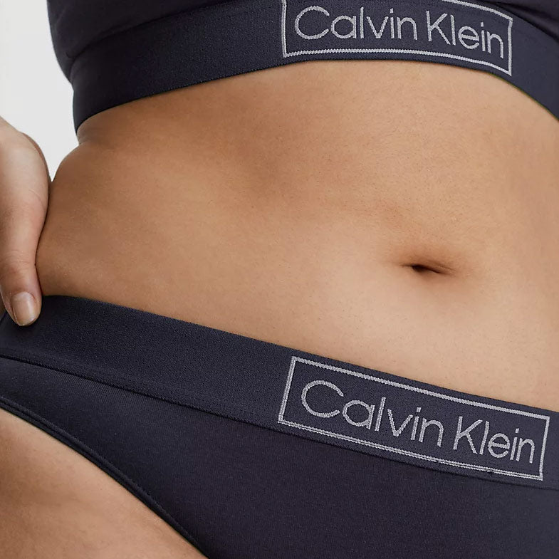 Calvin Klein Thong - Navy