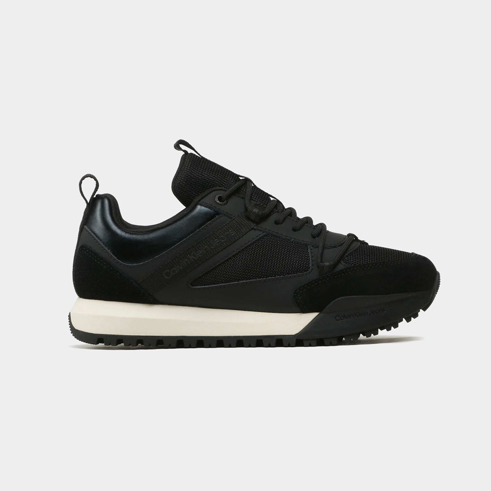 Toothy Runner Lace-up - Black