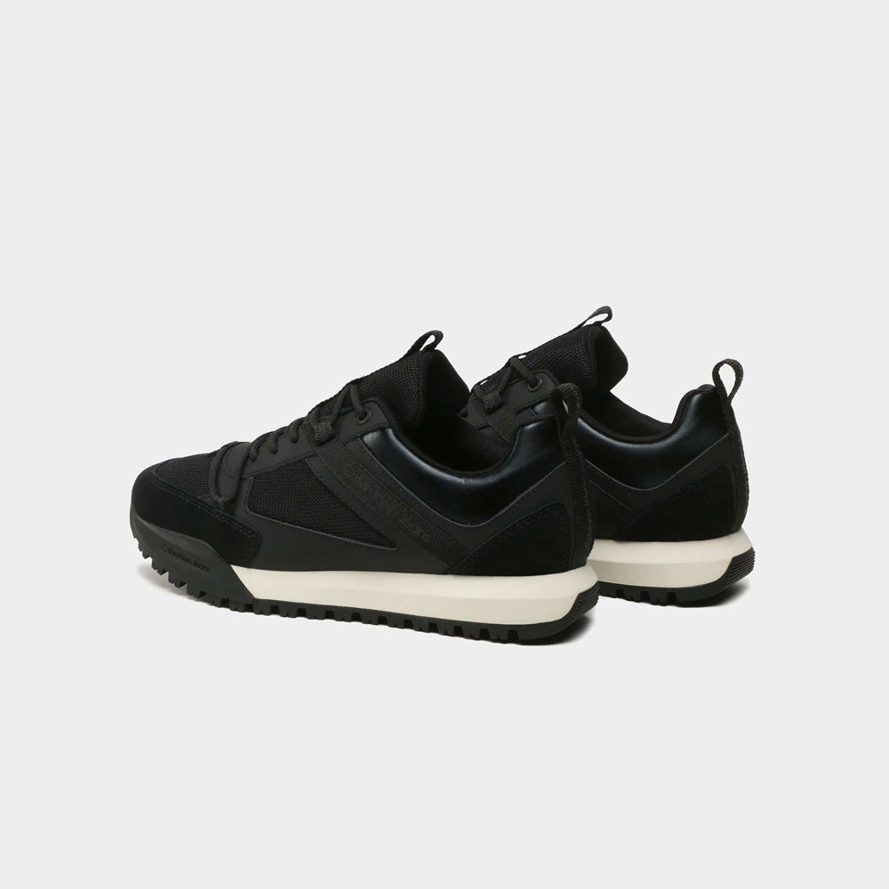 Toothy Runner Lace-up - Black