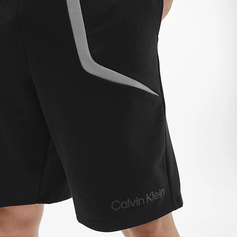 Performance Men's Work Out Woven Gym Shorts With Reflective Logo - Black