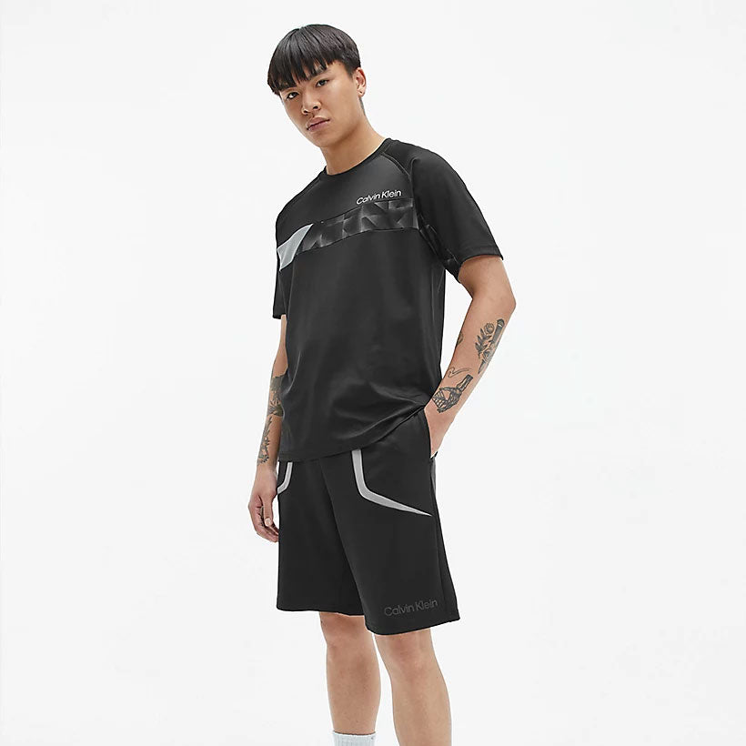 Performance Men's Work Out Woven Gym Shorts With Reflective Logo - Black