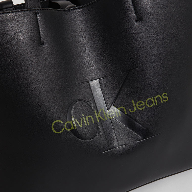 Sculpted Slim Tote Bag - Black Multi