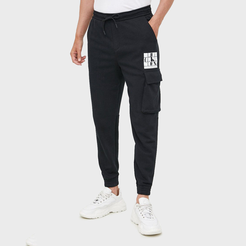 Urban Graphic Hwk Pants- Black