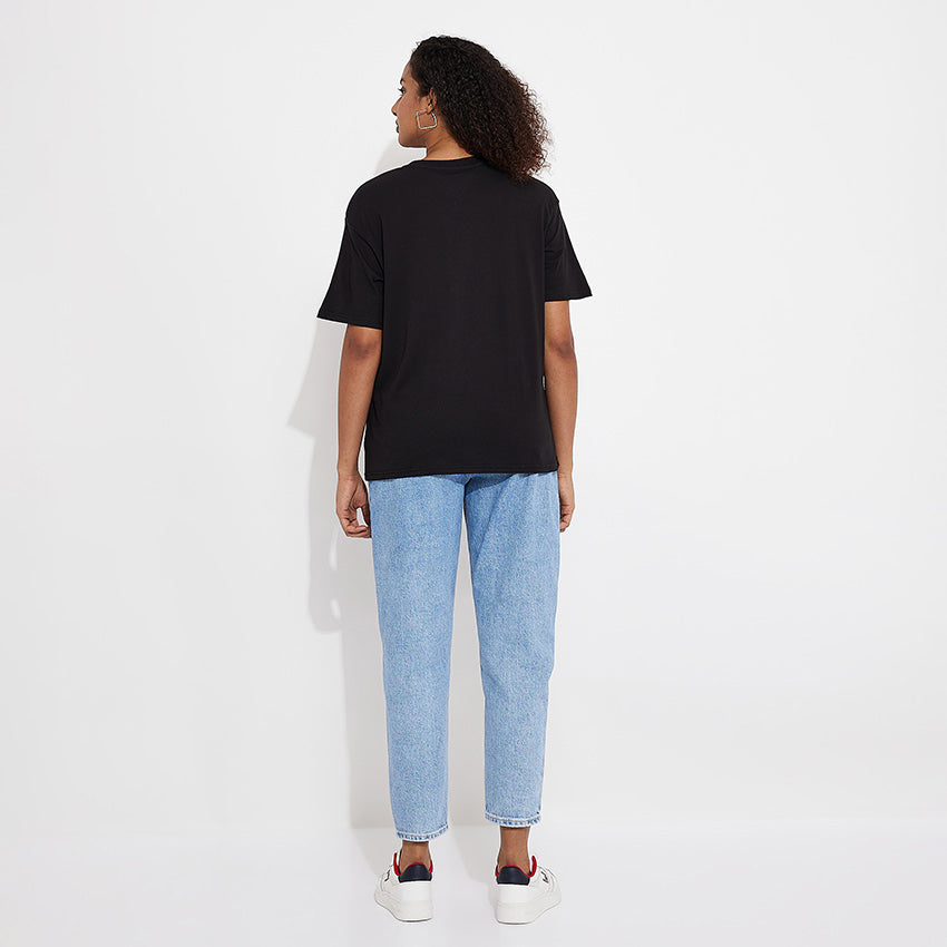 Relaxed Linear T-Shirt - Black