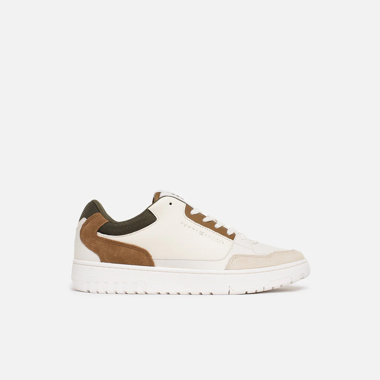 Basket Core Sneaker - White Multi *