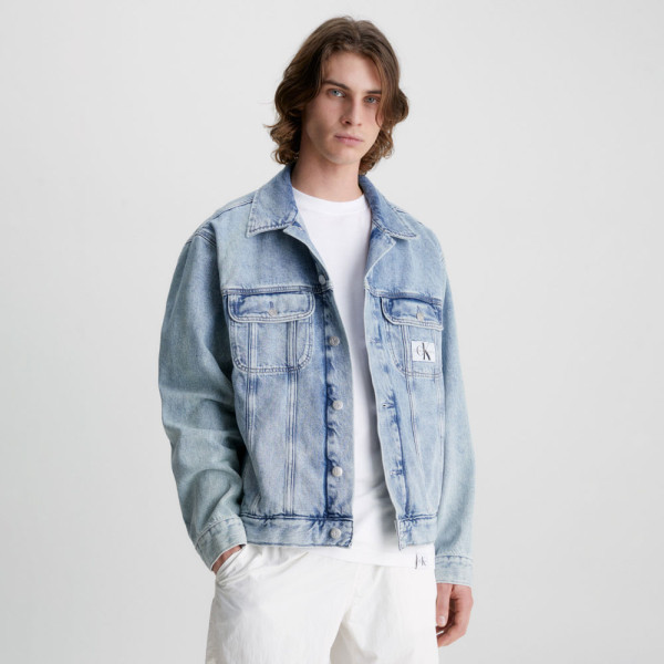 Calvin Klein Men's Denim Trucker Jacket, Bronx Light, Small at Amazon Men's  Clothing store
